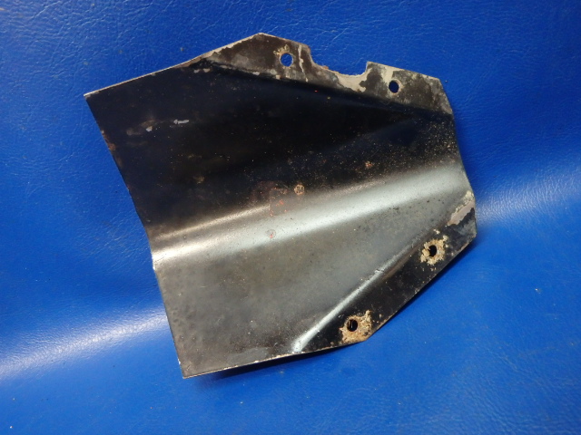 50042-00 Piper - Cover-Aileron Pulley Housing