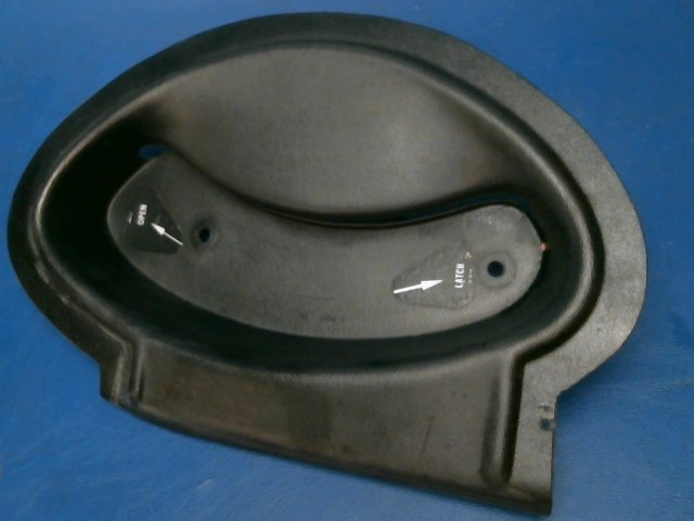 79542-19 Piper - Pan-Door Latch
