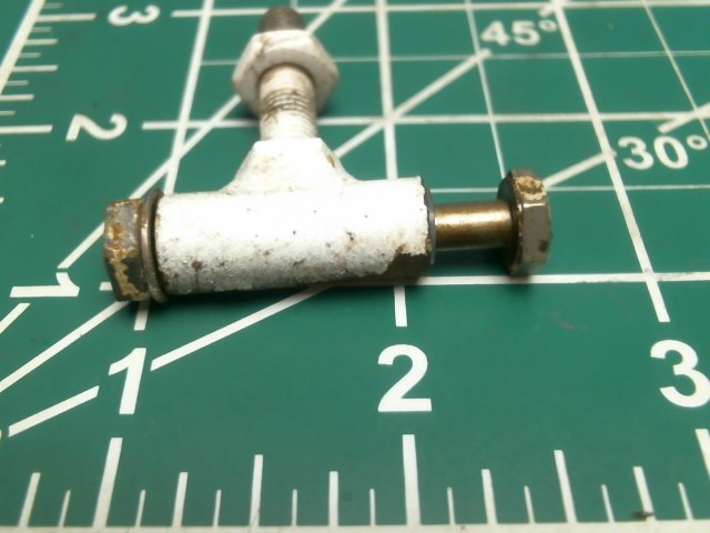 67358-00 Piper - Link-Nose Gear Door