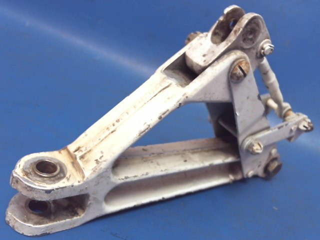39470-03 Piper - Truss-RH Main Gear