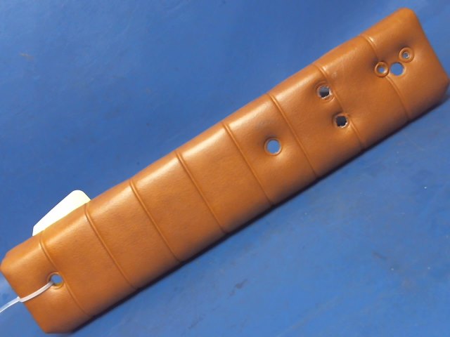 76205-00 Piper - Channel-Shin Guard Left