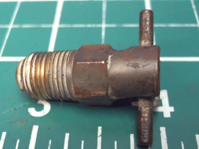 492 022 Piper - VALVE - Drain (CCA-1550)