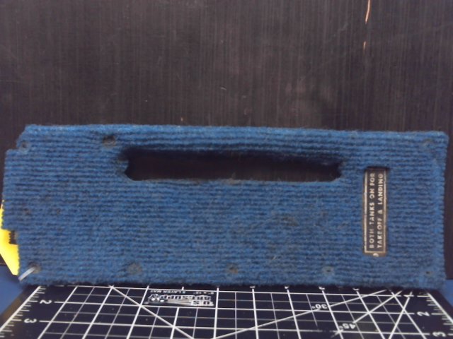 0510185 Cessna - Plate-Tunnel Cover(Flap Handle Cover)