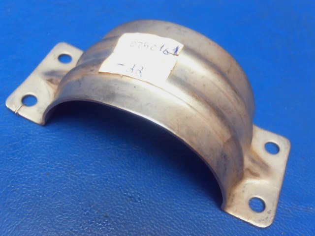 0750161-22 Cessna - Clamp Half-Lower