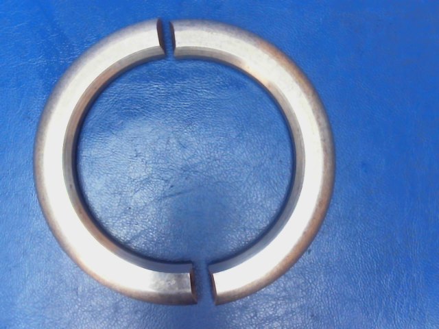 A-2202-A Hartzell - Bearing-Split(HC-C2YK-2CLGUF Propeller) 2 Halves