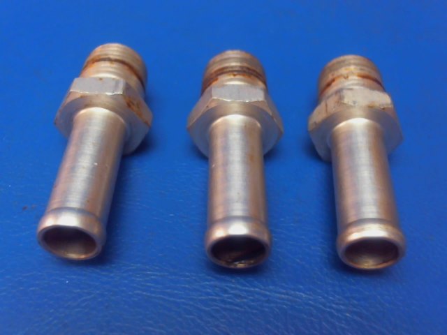 STD-684 Lycoming O-235-L2C - Nipple-Straight 3/8 ID Hose Qty(3)