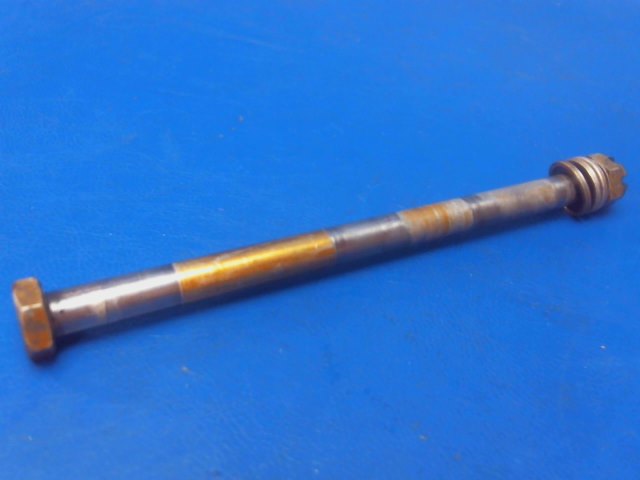 400-191 Piper - Bolt (AN5-51) with 404-102 NUT(AN310-5)