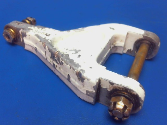 20735-05 Piper - LINK ASSEMBLY - Nose gear torque