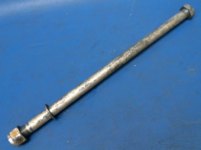 401 456 Piper - Bolt-Axle (AN6-76A)