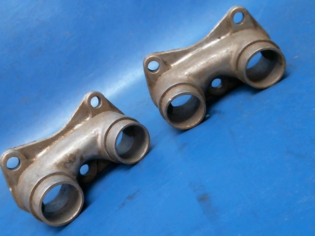 3633 Alcoa - Flange-Push Rod Housing(QTY 2)