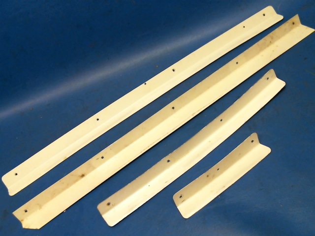 NPN Piper - Retainer Set-Left Rear Window