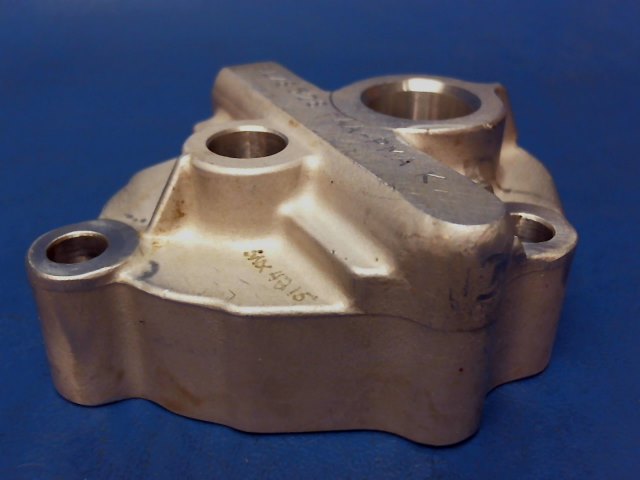 SL78528 Lycoming O-320-D2A - Housing - oil pump