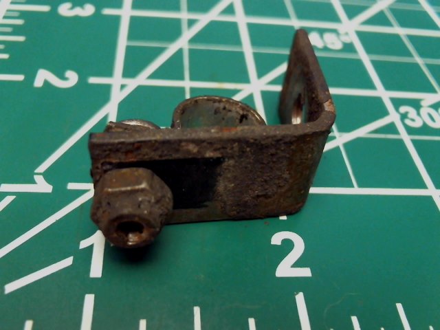 67347-00 Piper - BRACKET - Cabin heat valve torque tube