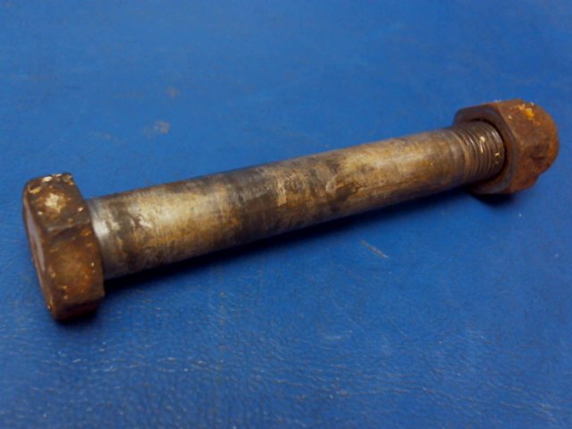 400-313 Piper - BOLT (AN8-34)