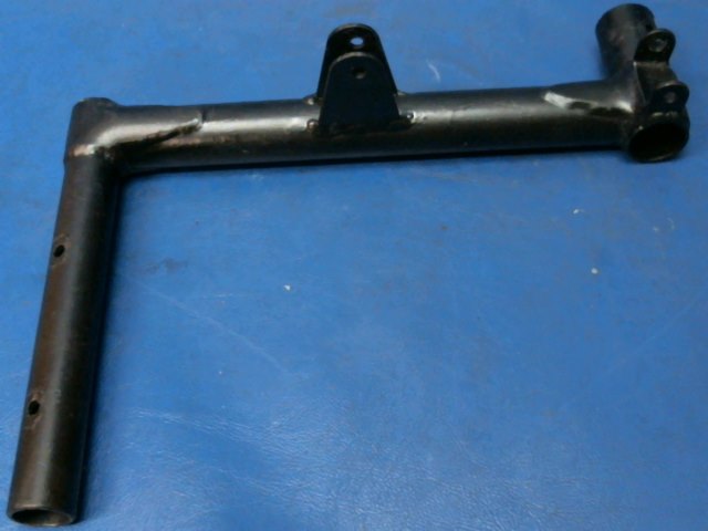 62721-02 Piper - Weld-Pedal Bar