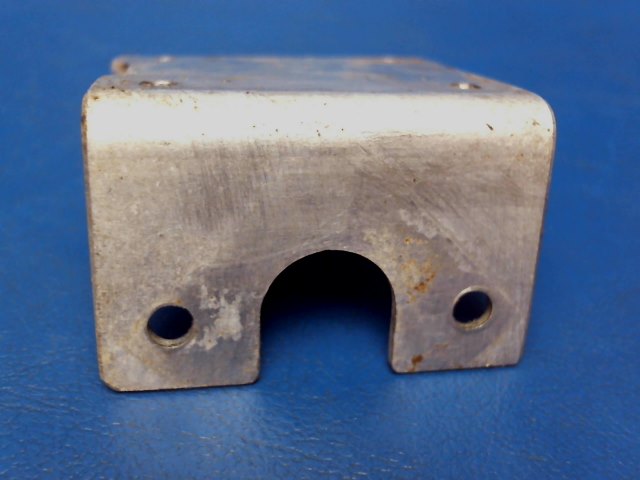 0713681-1 Cessna - BRACKET - FUEL SELECTOR VALVE