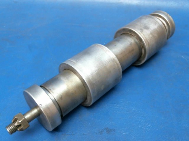 npn Cessna - Axle Assembly (Nose Gear)