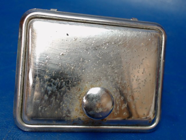 0411030-6 Cessna - Ash Tray-w/Retainer