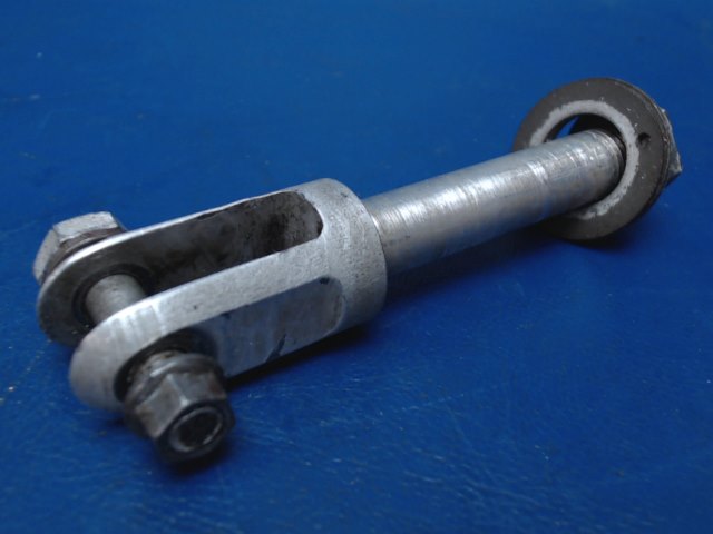 169-820037-1 Beechcraft - CLEVIS