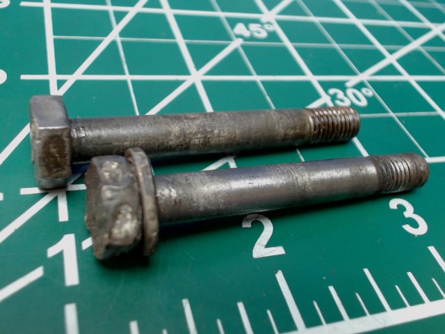 103-11600 Cessna - QTY(2) Bolts - Brake Caliper