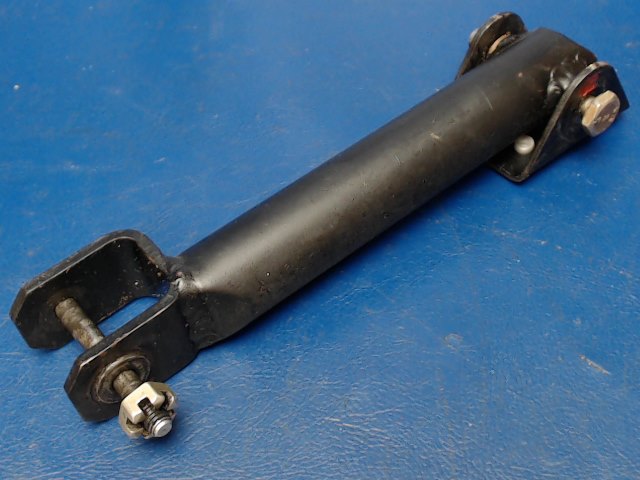 67066-00 Piper - ARM ASSEMBLY - Stabilator idler