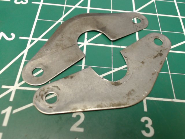 S1095-1 Cessna - SHIELD HALF (2 halves)
