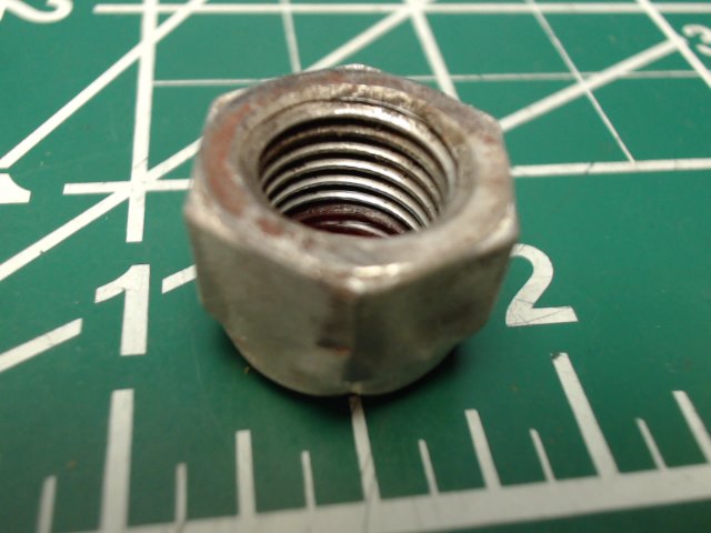 52NEE070 Cessna - NUT- WASHER FACED - LANDING GEAR MOUNTING