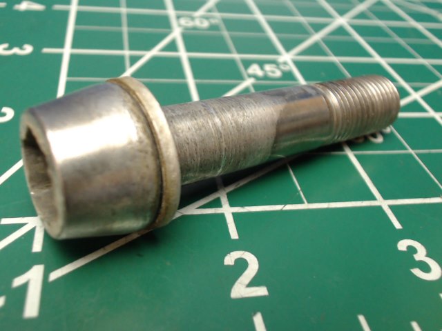 NAS147-34 Cessna - Bolt-Landing Gear Mount