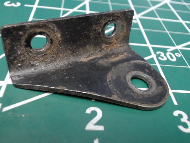 0510205-6 Cessna - Fitting-Seat Belt Attachment(Inboard RH Outboard LH)