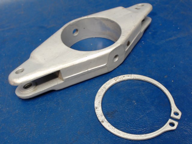 77797-02 Piper - ARM - Nose gear steering