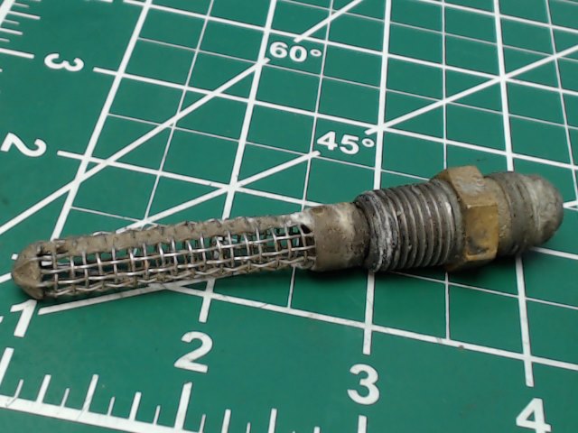 0422130 Cessna - STRAINER -FUEL TANK (FINGER)