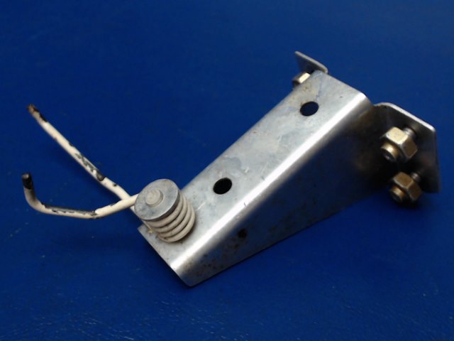 0713643-1 Cessna - Support-Rudder Trim Indicator