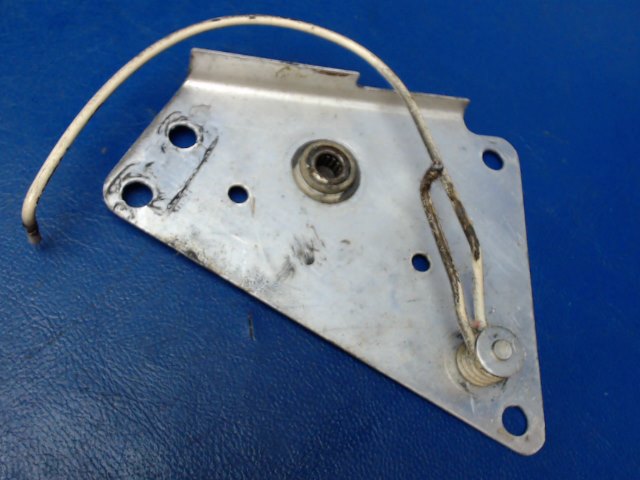 0713642-1 Cessna - Retainer-Elevator Trim