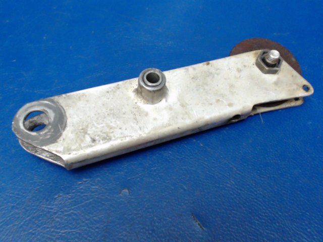 0713070-9 Cessna - Bellcrank-Parking Brake