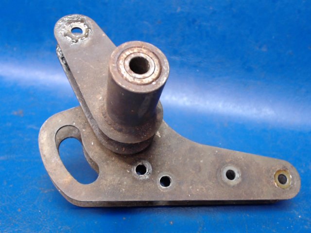 0760611-1 Cessna - Bellcrank-LH Aileron