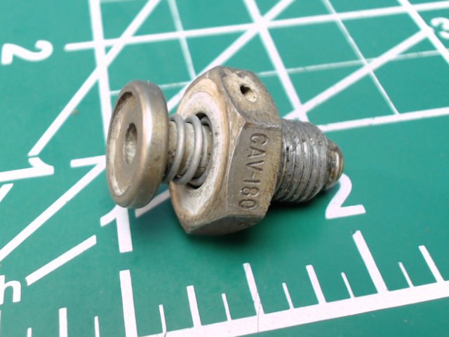 CAV-180 SAF-AIR - Plug-Fuel Tank Drain