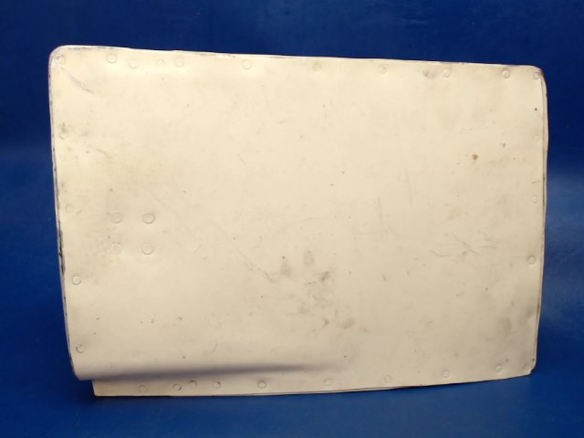 0752609-200 Cessna - Cowl flap LH (Cracked See details)
