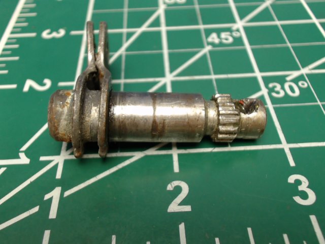 0511227-7 Cessna - Shaft-Door Handle(See Details)