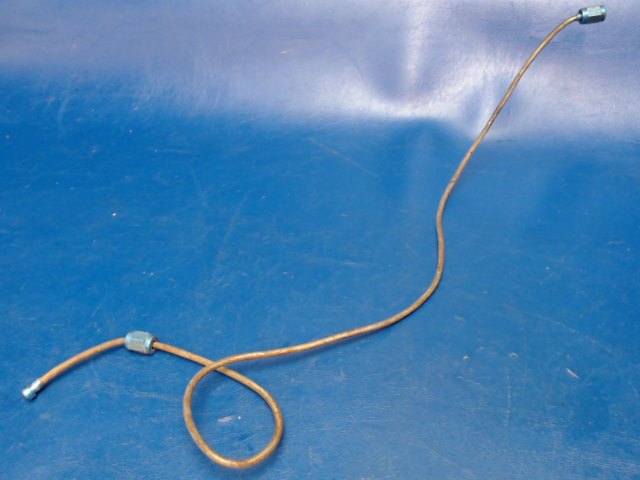 0500106-33 Cessna - Line-Firewall To Manifold