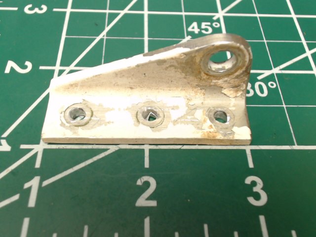 0431008-1 Cessna - FITTING- LH