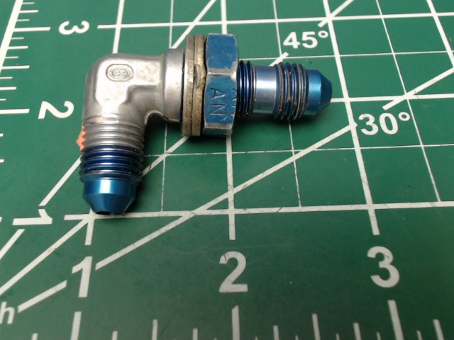 AN833-4D Cessna - Elbow - Oxygen system