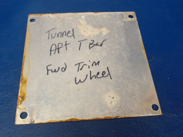 0510144 Cessna - Plate-Cover Fuselage Tunnel Fwd