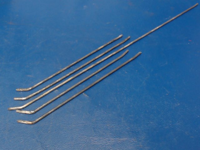 SET Piper - Hinge Pin-Stabilator Trim Tab