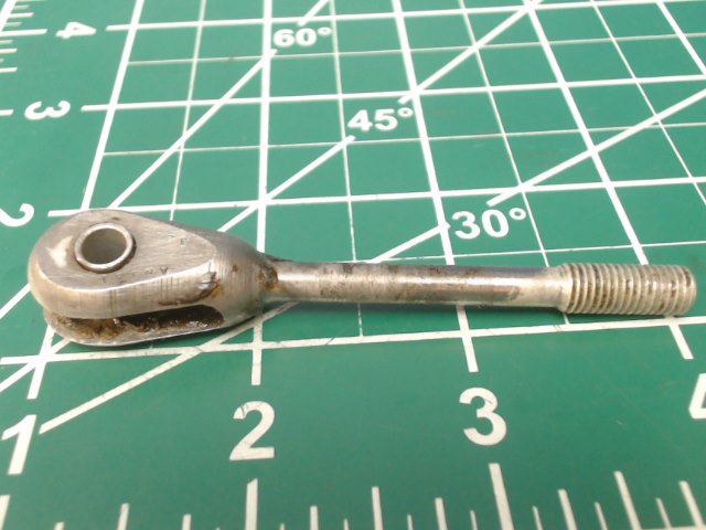 AN161-32LL Cessna - Fork-Aileron Bellcrank