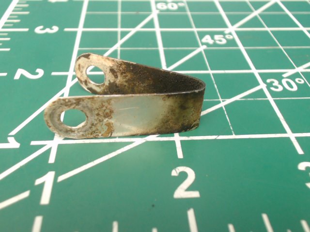 0413247 Cessna - Strap-Fuel Transmitter Ground