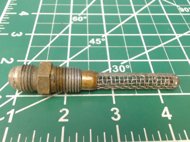 0422130 Cessna - STRAINER -FUEL TANK (FINGER)