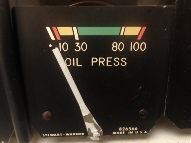 826566 Stewart Warner - GAUGE - OIL PRESSURE