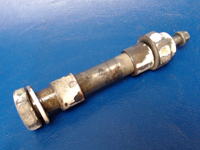 5041011-1 Cessna - BOLT