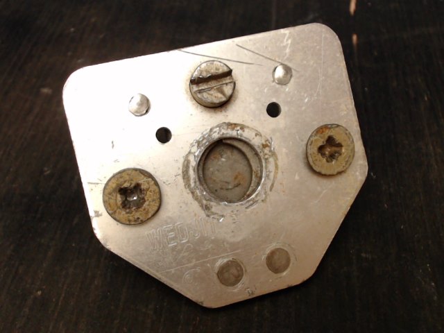 295409 Cessna - Wedjit-Plate Seat Attach MKL