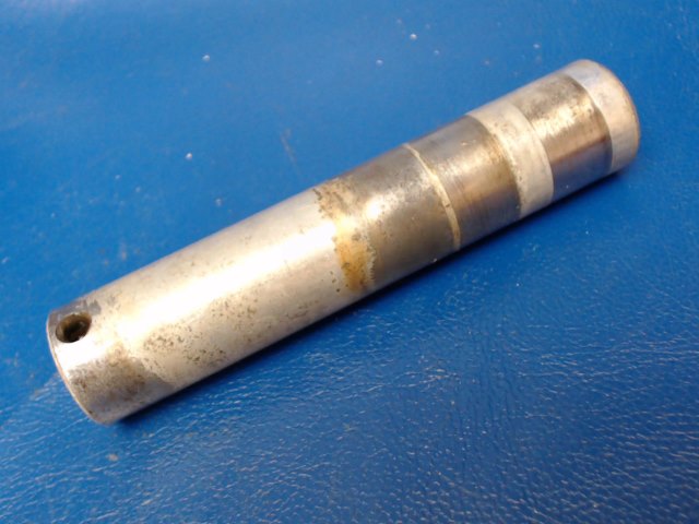 5041107-2 Cessna - Pin-Shaft Main Gear Attach